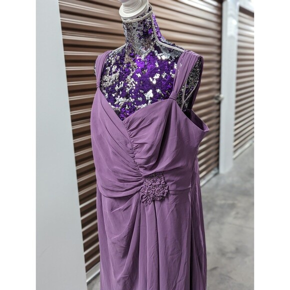David's Bridal Size 20 Purple Hydrangea Chiffon Formal Dress - Picture 5 of 6